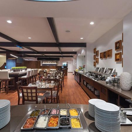 Courtyard By Marriott Santo Domingo Exterior foto