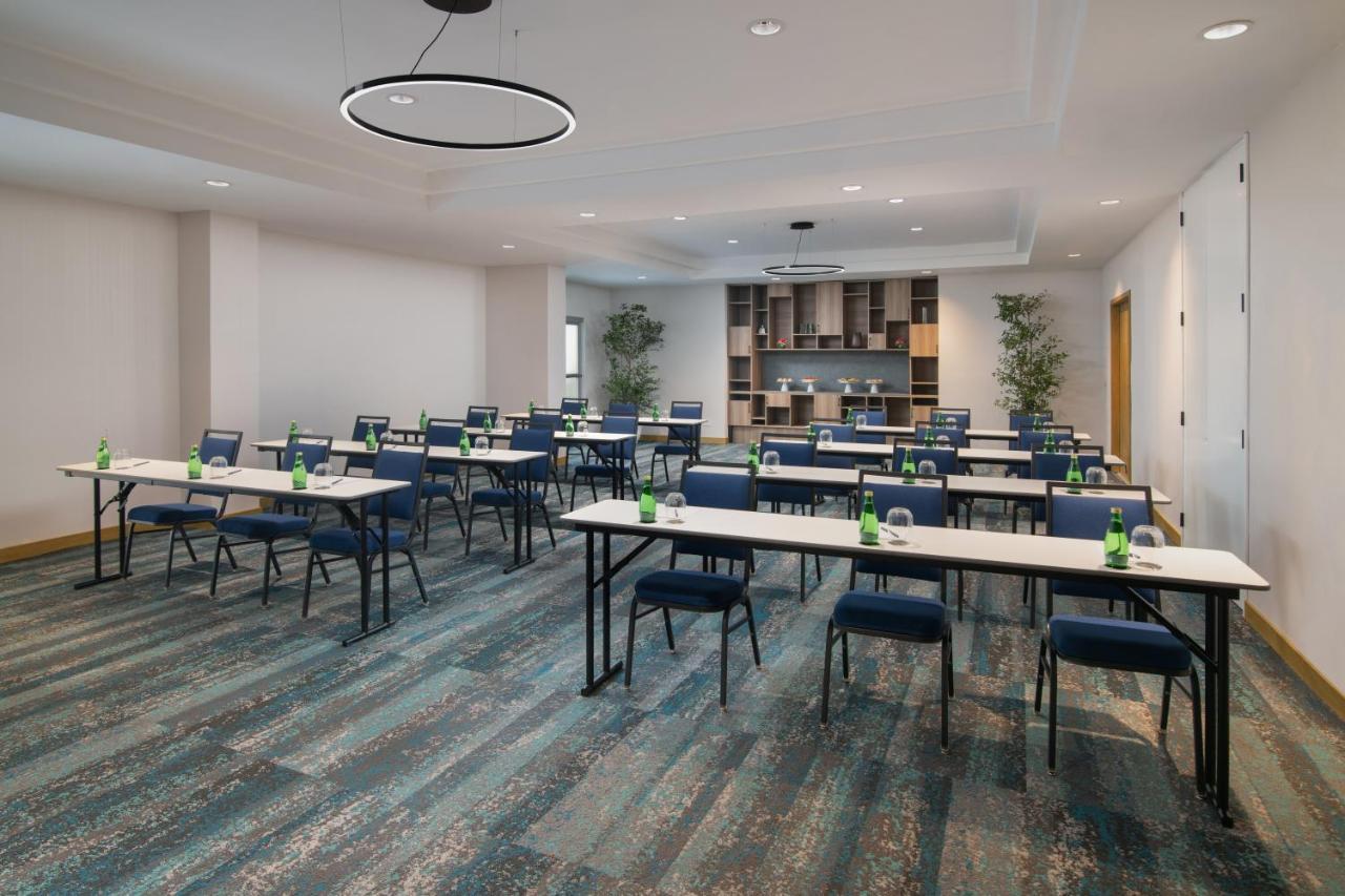 Courtyard By Marriott Santo Domingo Exterior foto