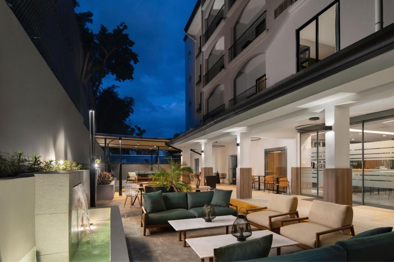 Courtyard By Marriott Santo Domingo Exterior foto